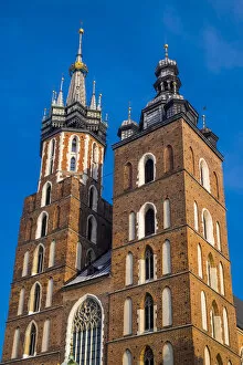 Images Dated 19th May 2016: Krakow, Poland, North East Europe. Towers of the Saint Mary Basilica