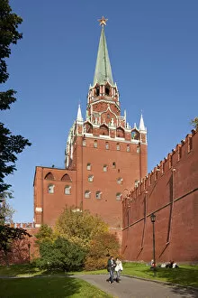 Demetrio Carrasco Gallery: Kremlin Wall and Trinity Tower, Alexander Gardens, Moscow, Russia