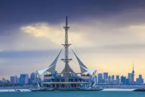Corniche Prints: Kuwait, Kuwait City, Salmiya, Marina Waves Leisure complex - a three-storey leisure