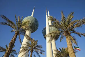 Images Dated 11th June 2013: Kuwait, Kuwait City, Sharq, Kuwait Towers on Arabian Gulf Street