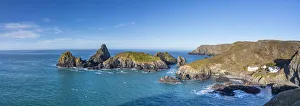 Kynance Cove, Lizard Peninsula, Cornwall, England, UK