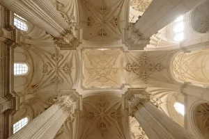 Images Dated 12th September 2016: La Catedral interior, Granada, Andalusia, Spain