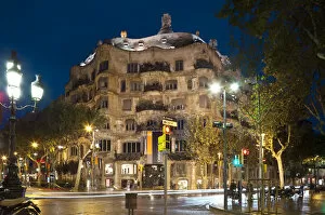 Images Dated 28th September 2010: La Pedrera (Casa Mila) by Gaudi, Barcelona, Spain