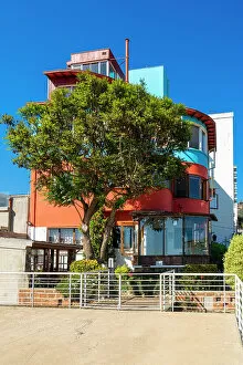 Images Dated 4th August 2022: La Sebastiana Museo de Pablo Neruda in Valparaiso on sunny day, Valparaiso Province