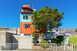 Images Dated 4th August 2022: La Sebastiana Museo de Pablo Neruda in Valparaiso on sunny day, Valparaiso Province