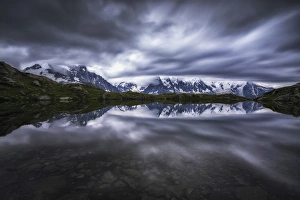 Rhone Alpes Prints: Lac de cheserys, Chamonix-France