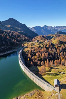 Larix Prints: Laghi Gemelli, the dam and it's refuge