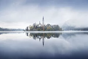 Images Dated 13th July 2020: Lake Bled during a foggy autumn sunrise, Slovenia