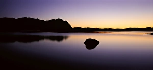 Sc Andinavian Gallery: Lake at dusk