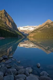 Images Dated 29th July 2007: Lake Louise