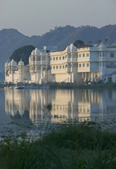 Southern Aisa Prints: Lake Palace Hotel and Lake Pichola, Udaipur, Rajasthan, India