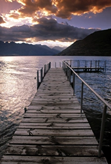 Queenstown Prints: Lake Wakatipu