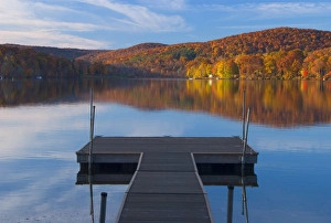Demetrio Carrasco Gallery: Lake Waramaug