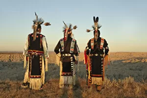 Images Dated 8th May 2012: Lakota Indians in the Badlands of South Dakota, USA MR