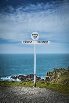 Land's End (most westerly point in England), Cornwall, England, UK Land's End (most westerly point in England), Cornwall, England, UK