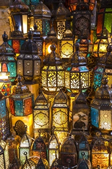 Images Dated 21st March 2017: Lanterns for sale in a shop in the Khan el-Khalili bazaar (Souk), Cairo, Egypt