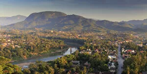 Images Dated 3rd January 2017: Laos, Luang Prabang (UNESCO Site), view from Mount Phousi