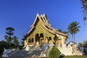 Images Dated 3rd January 2017: Laos, Luang Prabang (UNESCO Site), Wat Mai Temple