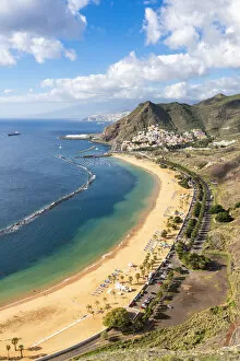 Images Dated 3rd March 2020: Las Teresitas beach, Santa Cruz de Tenerife, Tenerife, Canary Islands, Spain