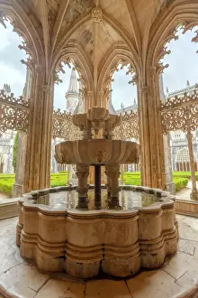 Late Gothic Prints: The Lavabo in the Royal Cloister (Claustro Real) of the Batalha Monastery (Mosteiro da Batalha)