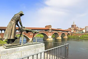 Pavia Prints: Lavandaia statue with the Ponte Coperto in the background