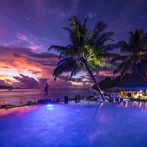 Images Dated 10th May 2015: Le Domaine de l Orangeraie hotel, La Digue, Seychelles