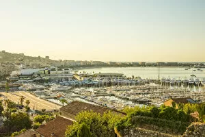 Images Dated 18th April 2016: Le Vieux Port, Cannes, Alpes-Maritimes, Provence-Alpes-Cote D Azur, French Riviera