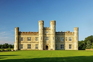 Kent Prints: Leeds Castle, Maidstone, Kent, England, UK