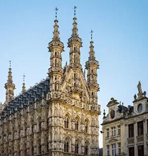 Images Dated 13th July 2016: Leuven Stadhuis (City Hall) and Flemish buildings on Grote Markt, Leuven, Flemish Brabant