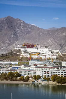 Images Dated 14th March 2017: Lhasa city with Potala palace at daytime, Tibet