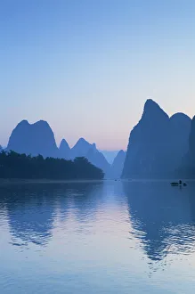 Li River at dawn, Xingping, Yangshuo, Guangxi, China