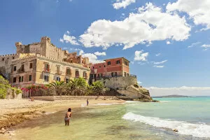 Images Dated 17th September 2020: Licata, Sicily. People enjoying the seaside at Falconara castle