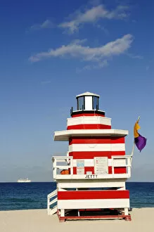 Images Dated 16th May 2014: Life Guard Tower, Miami, South Beach, Florida, USA