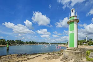 Images Dated 2nd June 2021: Lighthouse of Benodet, Departement Finistere, Brittany, France