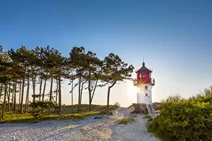 Images Dated 13th November 2017: Lighthouse, Gellen, Hiddensee island, Mecklenburg-Western Pomerania, Germany