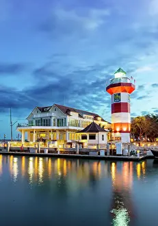 South Prints: Lighthouse, Harbour Town, Sea Pines Hilton Head Island, South Carolina, USA