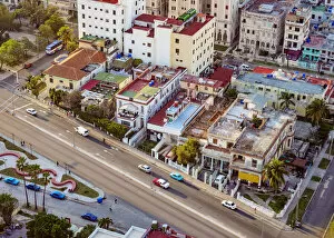 Images Dated 8th September 2020: Linea, elevated view, Vedado, Havana, La Habana Province, Cuba