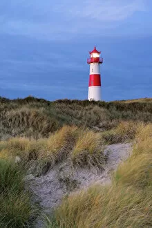Images Dated 12th January 2023: List-Ost lighthouse at twilight, Ellenbogen, Sylt, Nordfriesland, Schleswig-Holstein, Germany