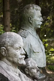 Images Dated 31st March 2011: Lithuania, Southern Lithuania, Grutas, Grutas Park, sculpture park of former Communist-era