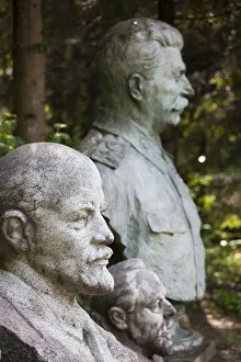 Lithuania, Southern Lithuania, Grutas, Grutas Park, sculpture park of former Communist-era