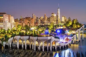 Images Dated 28th September 2022: Little Island artificial island park, Pier 55, Manhattan, New York, USA