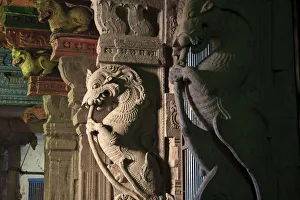 Tamil Nadu Prints: Local Indians at Sri Meenakshi Temple, Madurai, Tamil Nadu, India