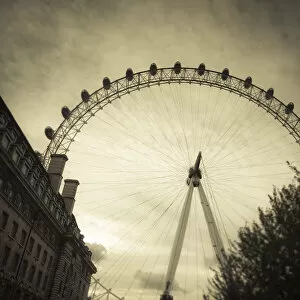 Images Dated 16th October 2012: London Eye, South Bank, London, England, UK