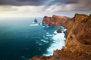 Headland Prints: A long exposure at sunset in Sao Lourenco peninsula from Miradouro da Ponta do Rosto