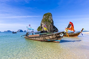 Longtail boats on, Phra Nang beach, Railay Peninsula, Krabi Province, Thailand