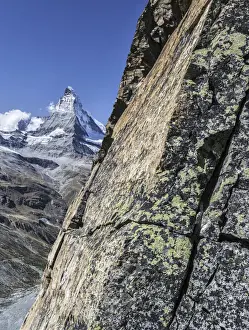 Alpi Pennine Prints: A look at the Matterhorn. Zermatt Canton of Valais Pennine Alps Switzerland Europe