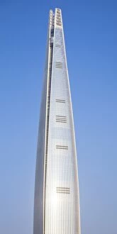 Lotte Tower (555m supertall skyscraper, 5th tallest building in the world when completed in 2016)