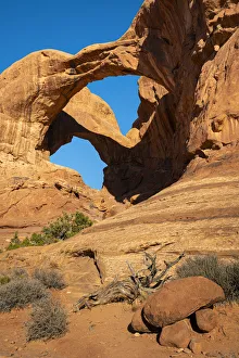 Images Dated 7th January 2020: Low angle view of popular Double Arch on sunny day, Arches National Park, Utah, USA
