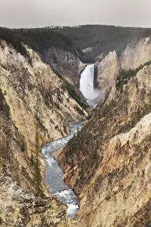 Lower Yellowstone falls, Yellowstone National Park, Wyoming, USA