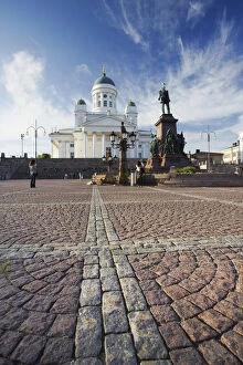 Images Dated 17th February 2010: Lutheran Cathedral in Senate Square, Helsinki, Finland